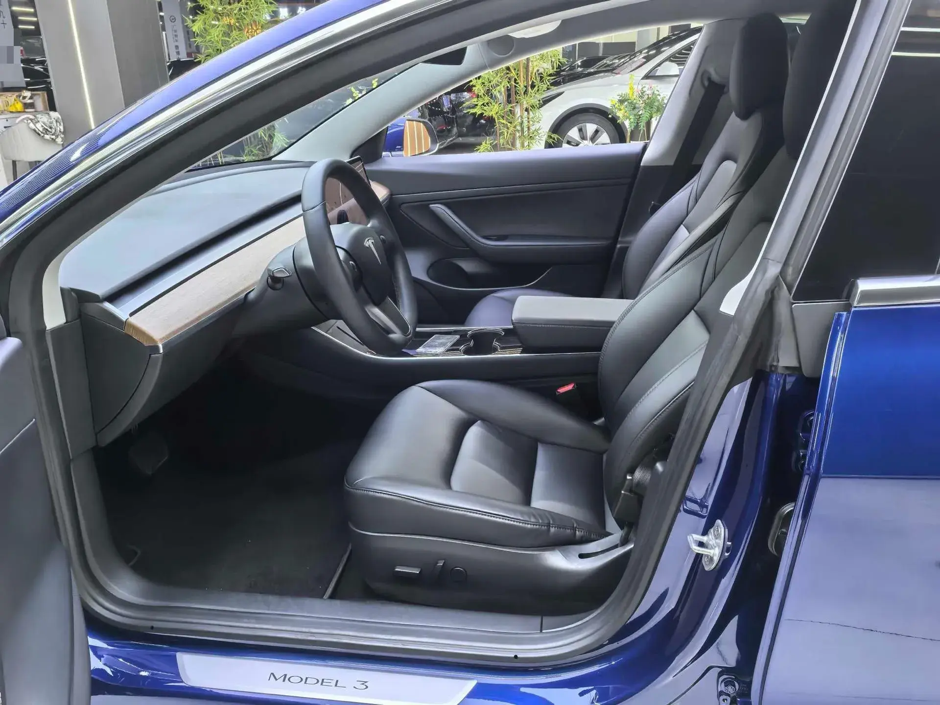 2020 TESLA MODEL thumbnail 2