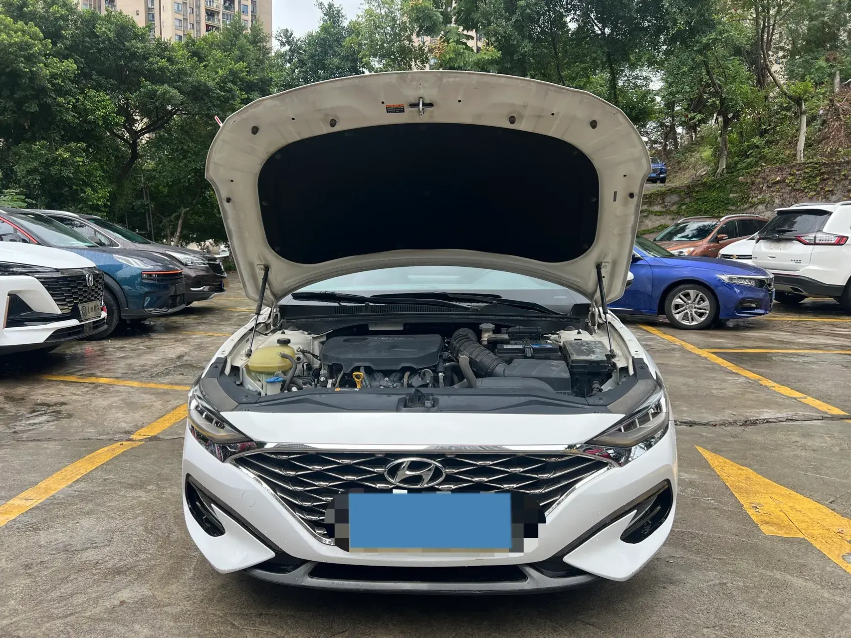 2019 HYUNDAI LA thumbnail 4