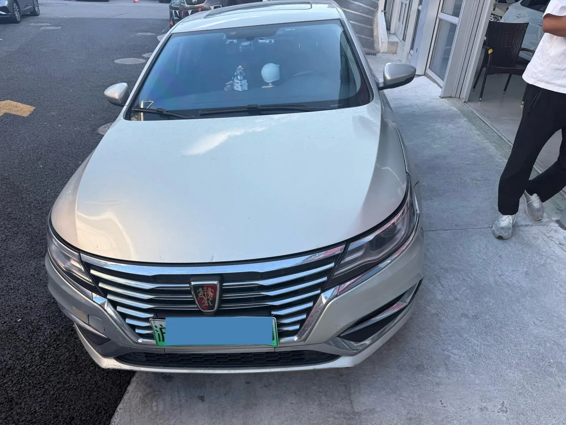2019 ROEWE I6 thumbnail 2