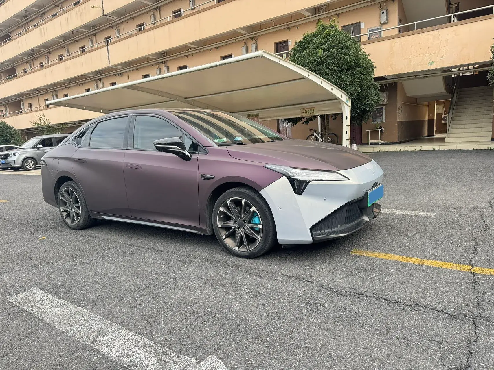 2022 AION S thumbnail 3