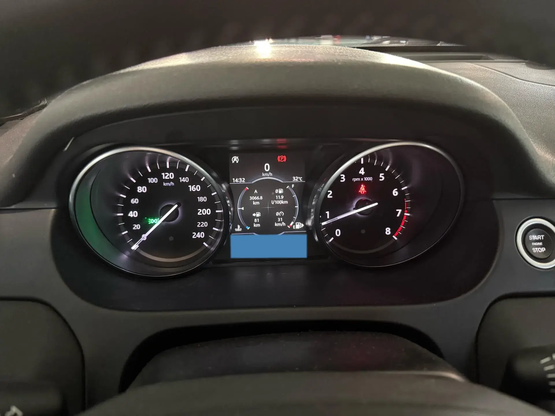 2018 LAND ROVER thumbnail 4