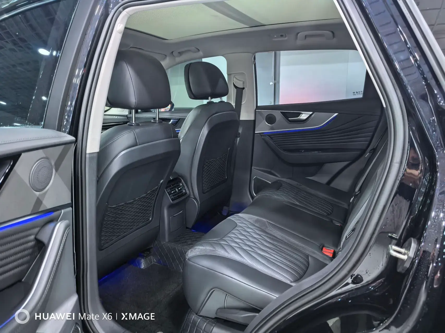 2023 HONGQI HS5 thumbnail 4