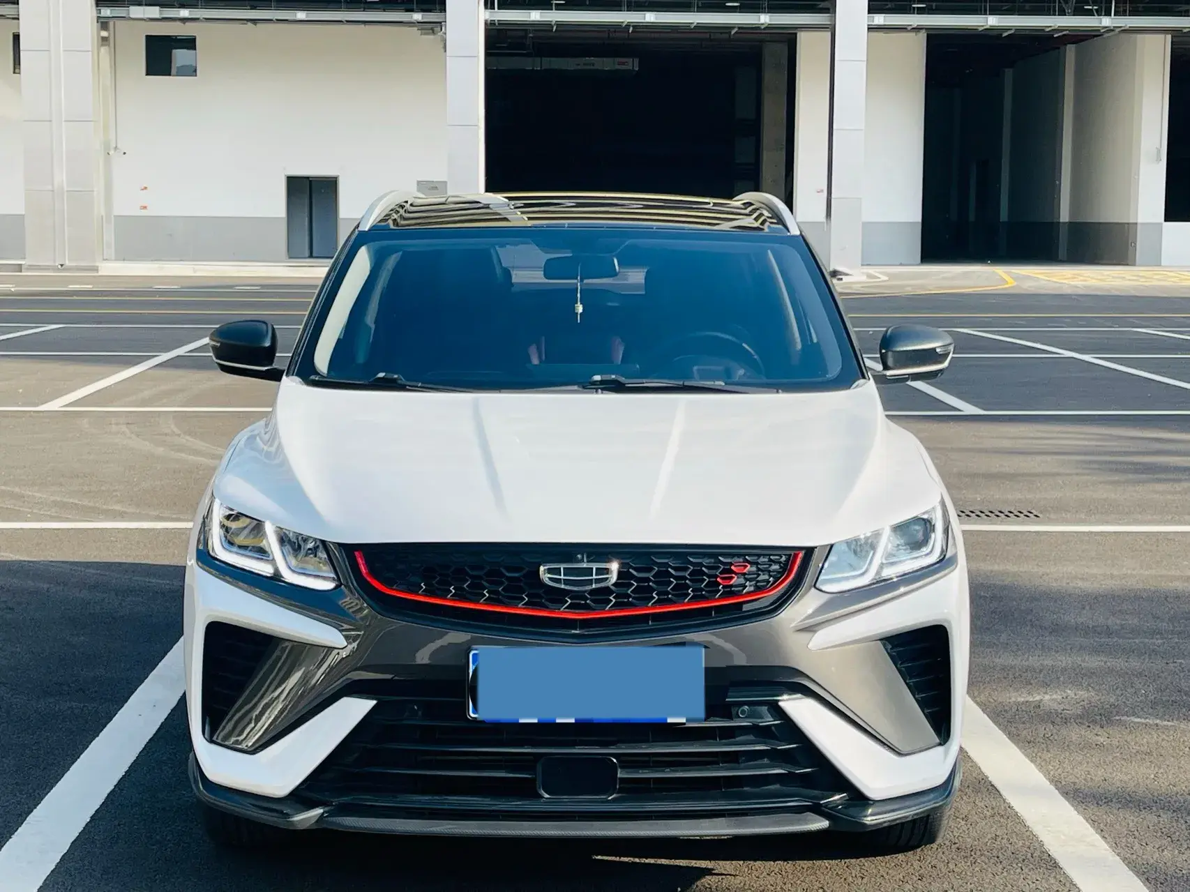 2021 GEELY COOLRAY thumbnail 2