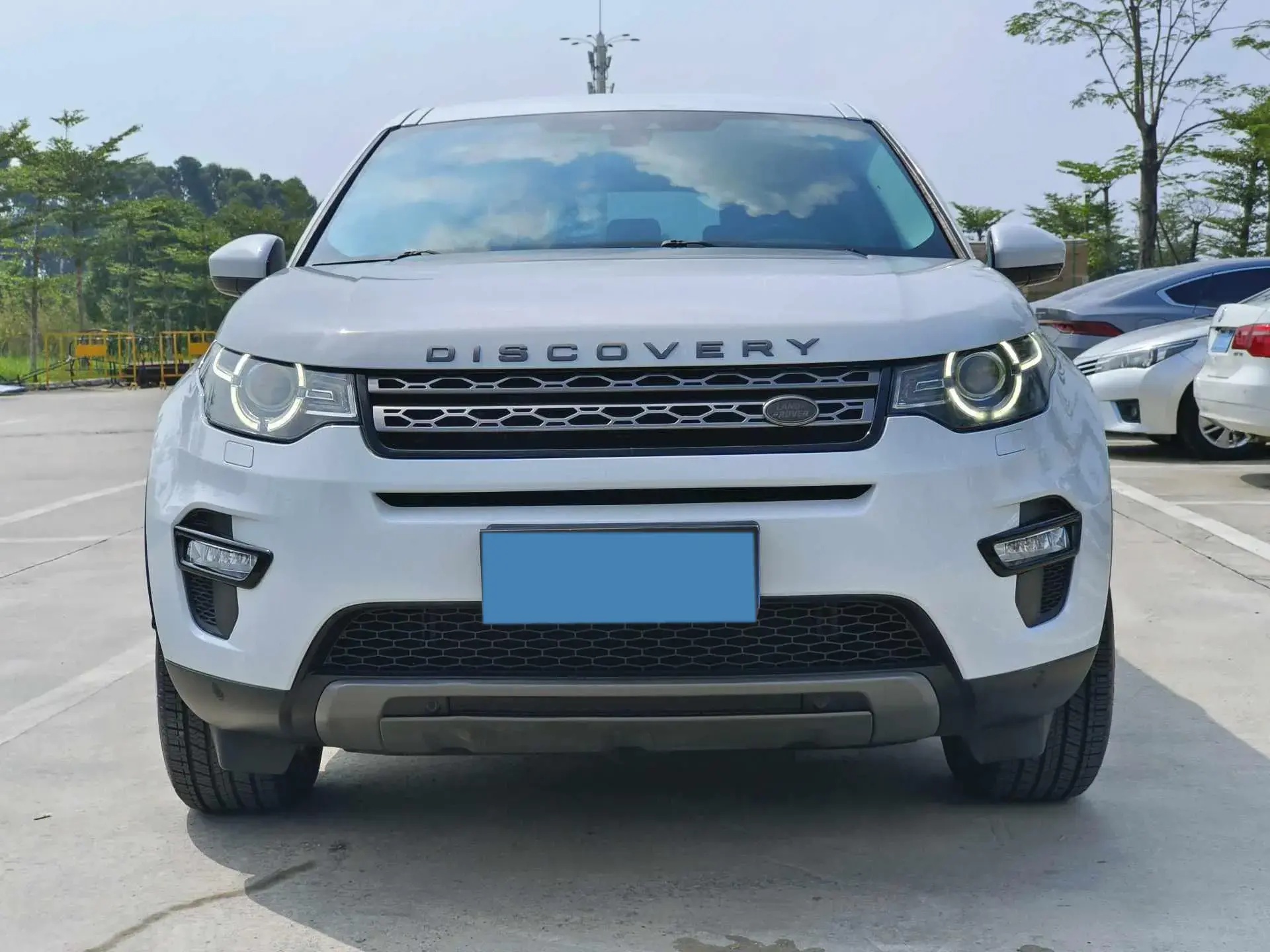 2018 LAND ROVER view 1