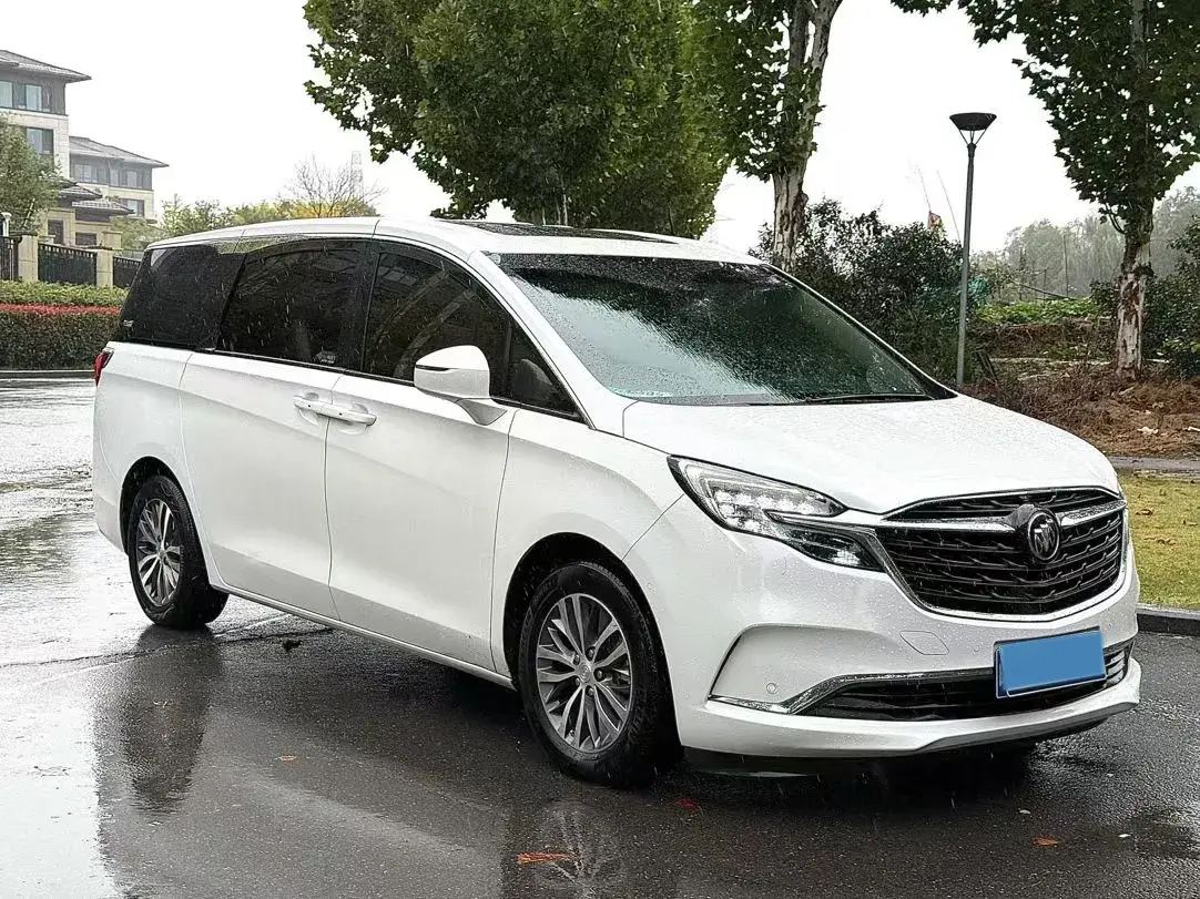 2022 BUICK GL8 thumbnail 3