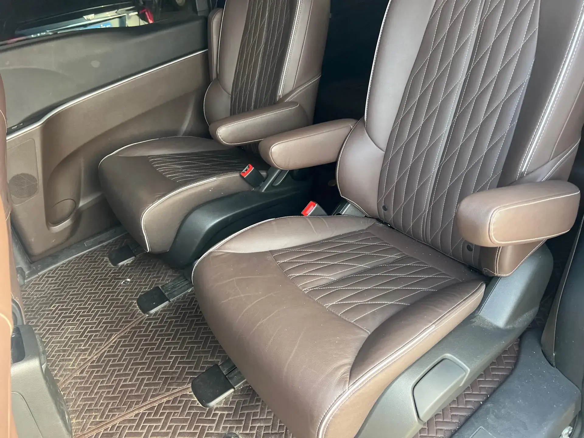 2021 BUICK GL8 thumbnail 4