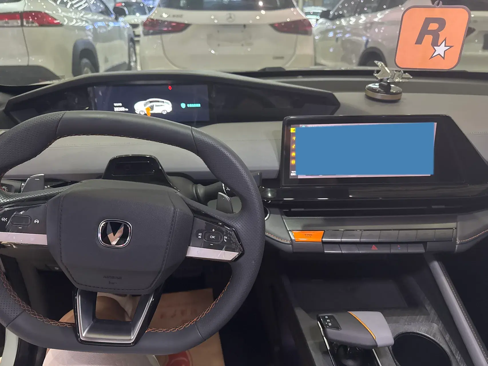 2022 CHANGAN UNI-V thumbnail 3