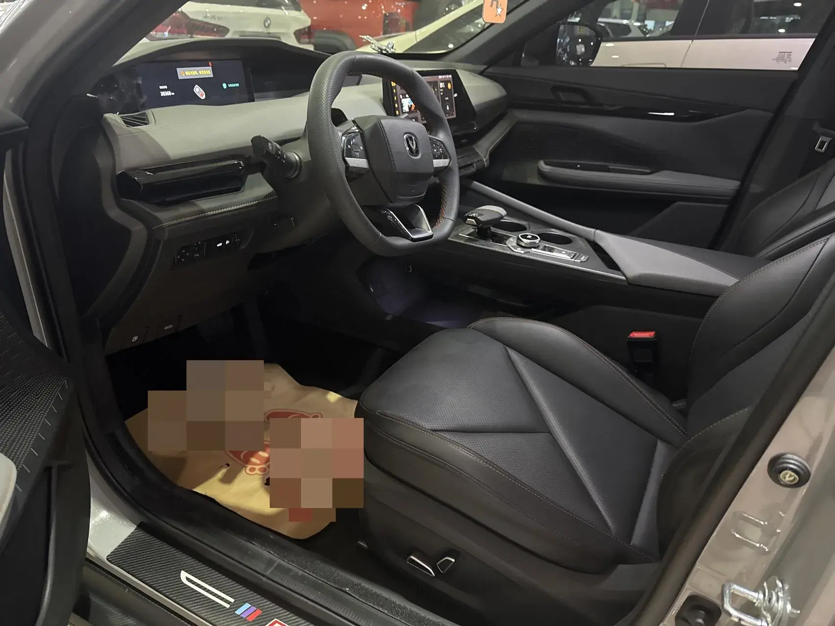 2022 CHANGAN UNI-V thumbnail 2