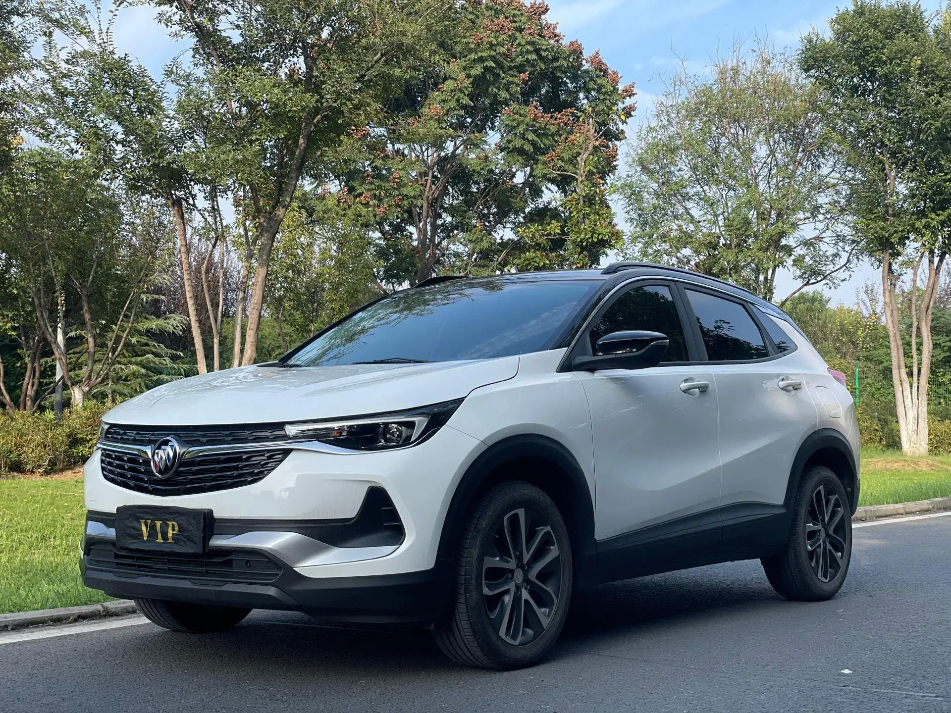 2021 BUICK ENCORE view 1