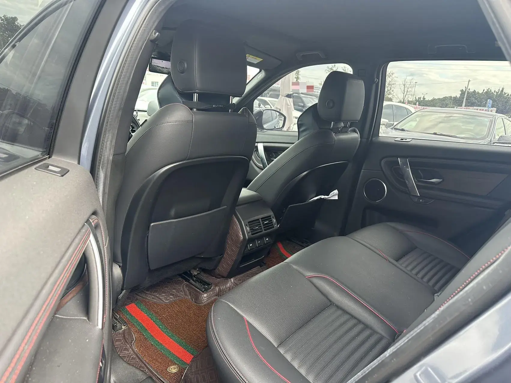 2020 LAND ROVER thumbnail 4