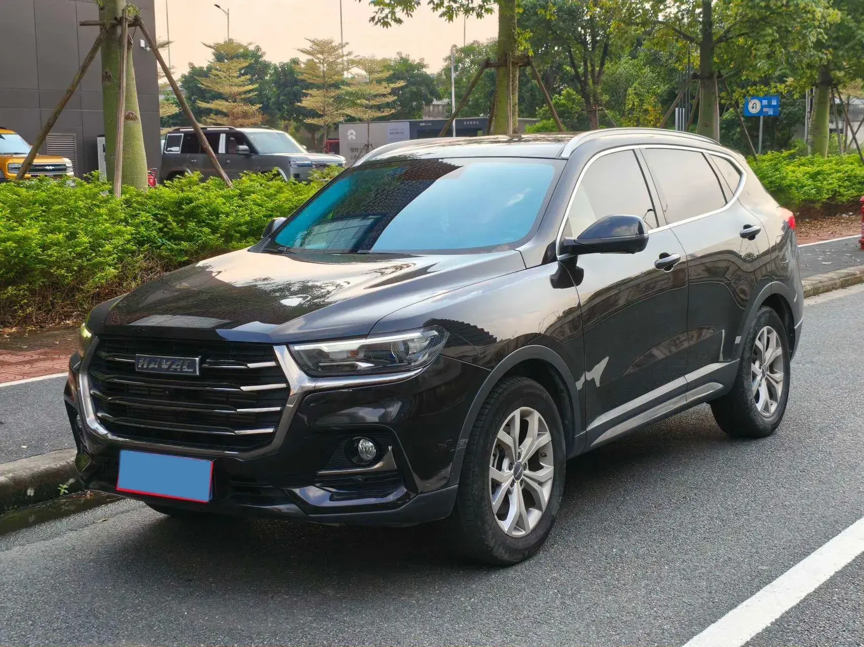 2021 HAVAL H6 view 1