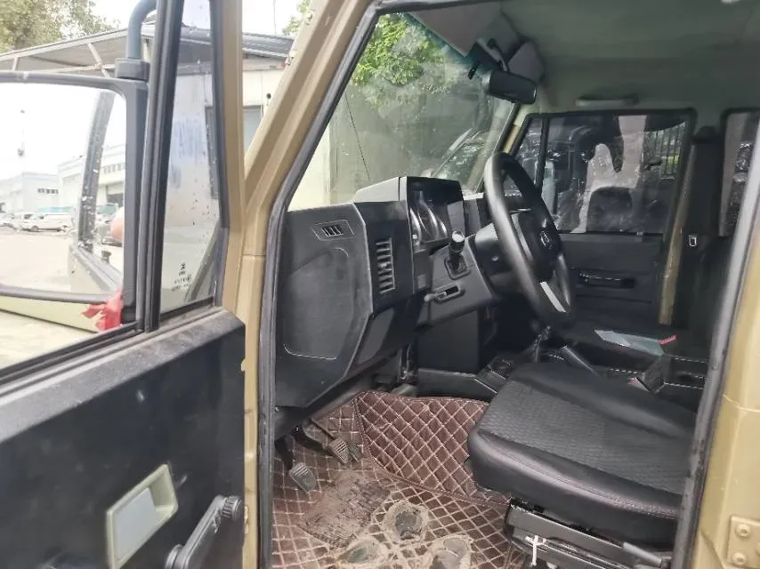 2016 BAW Battle Flag 2.0L 102HP L4 5MT,autocango,china used car exporter,china ev exporter,chinese used car exporter,chinese used ev exporter