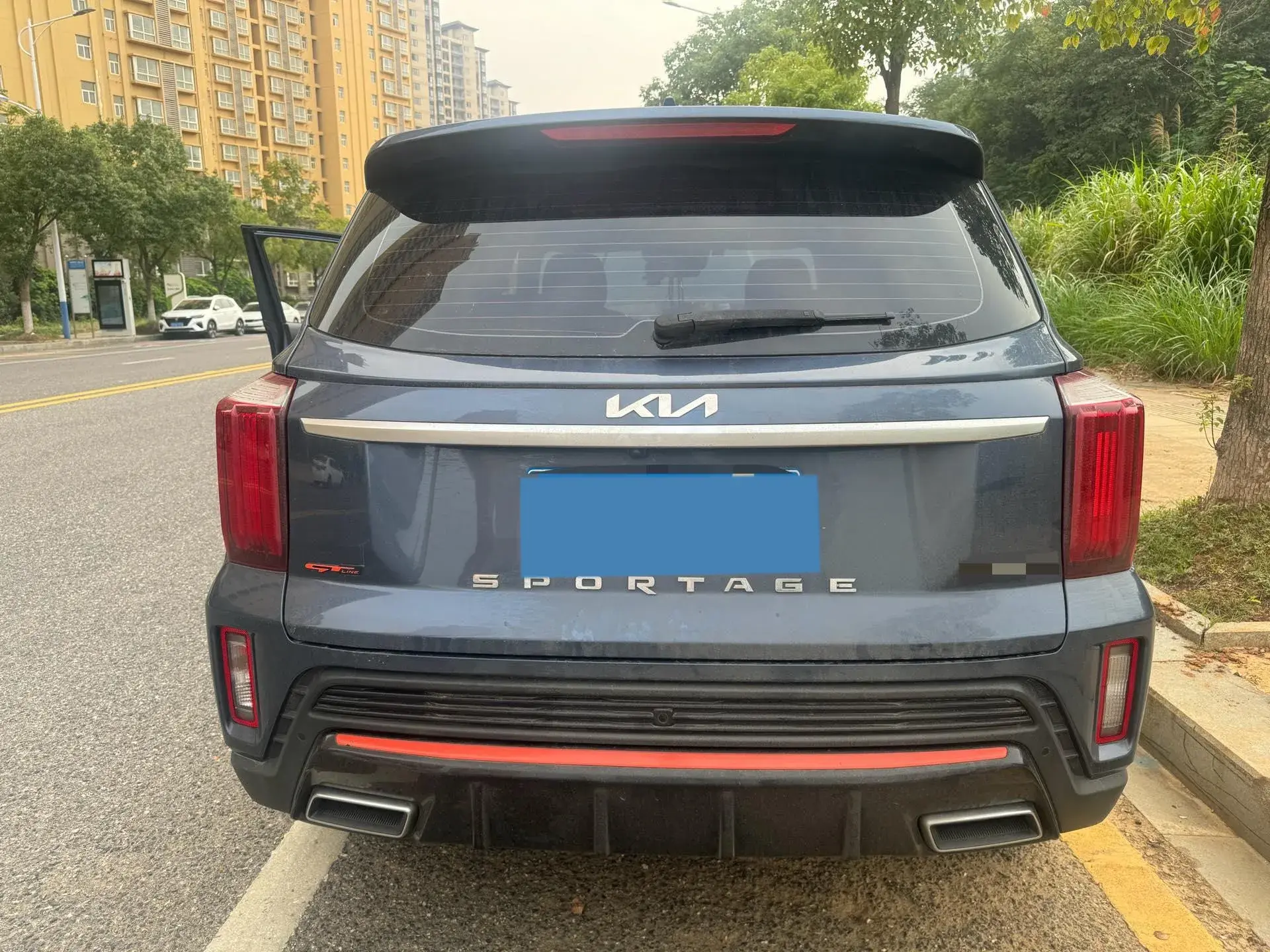 2021 KIA SPORTAGE thumbnail 3