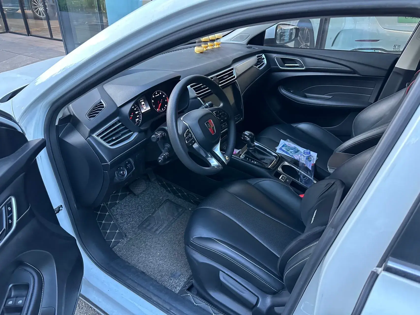 2019 ROEWE I5 thumbnail 4