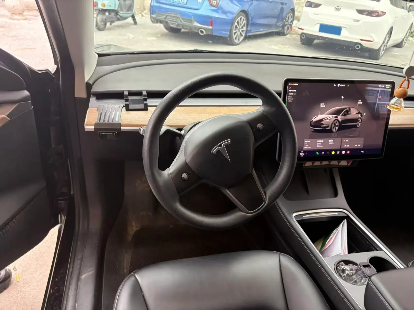 2022 TESLA MODEL thumbnail 3