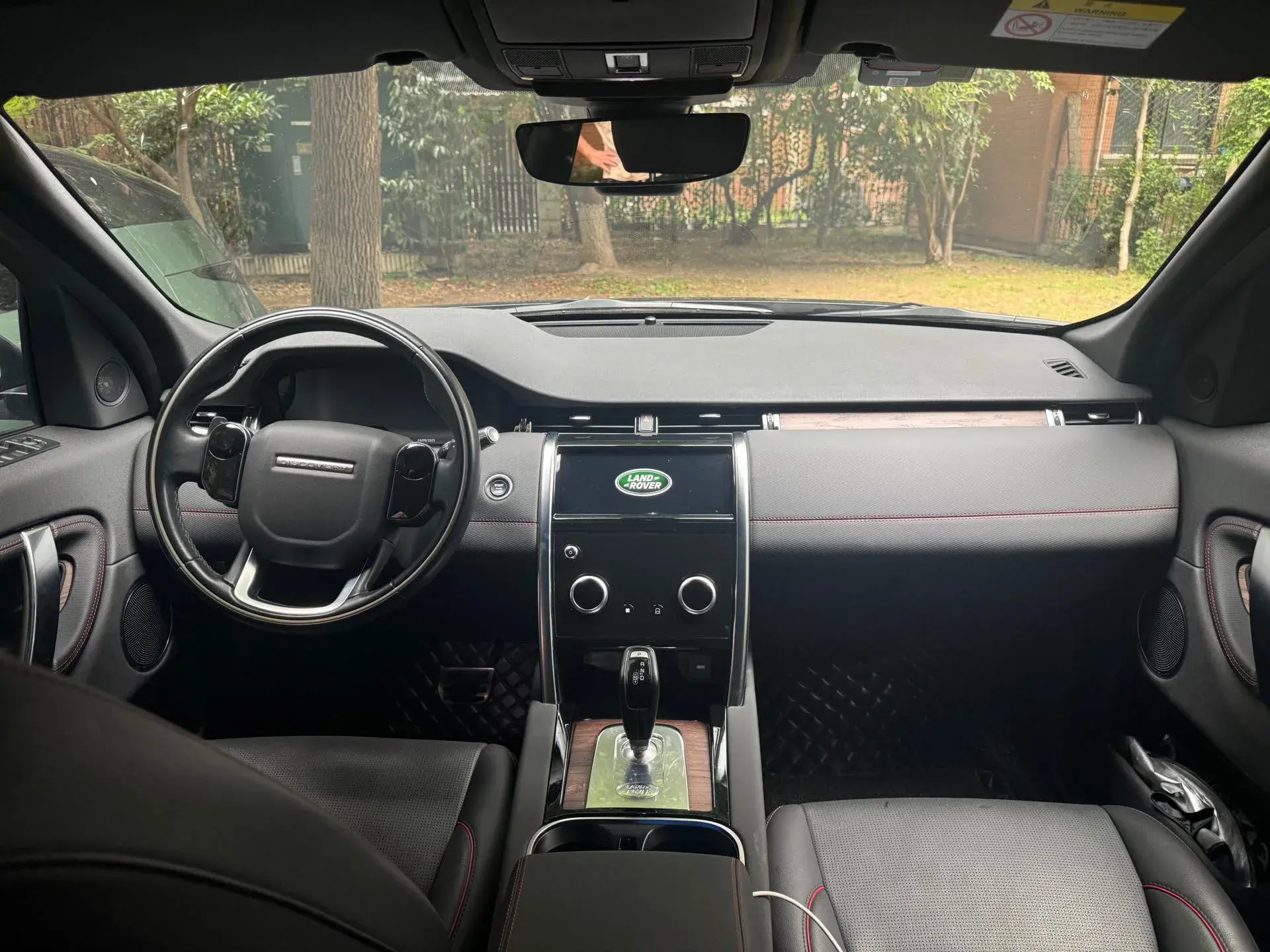 2020 LAND ROVER thumbnail 4