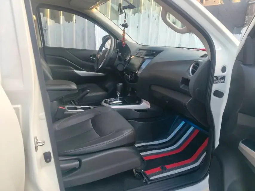 2020 NISSAN TERRA thumbnail 4