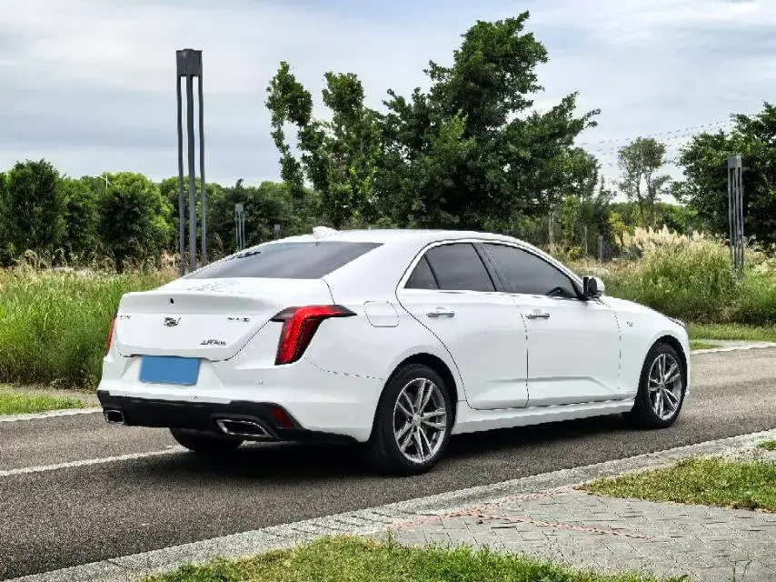 2021 CADILLAC CT4 thumbnail 4