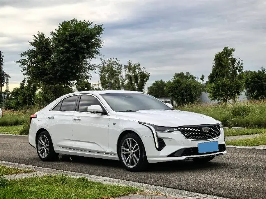 2021 CADILLAC CT4 thumbnail 3