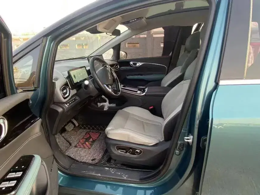 2023 AION V thumbnail 4