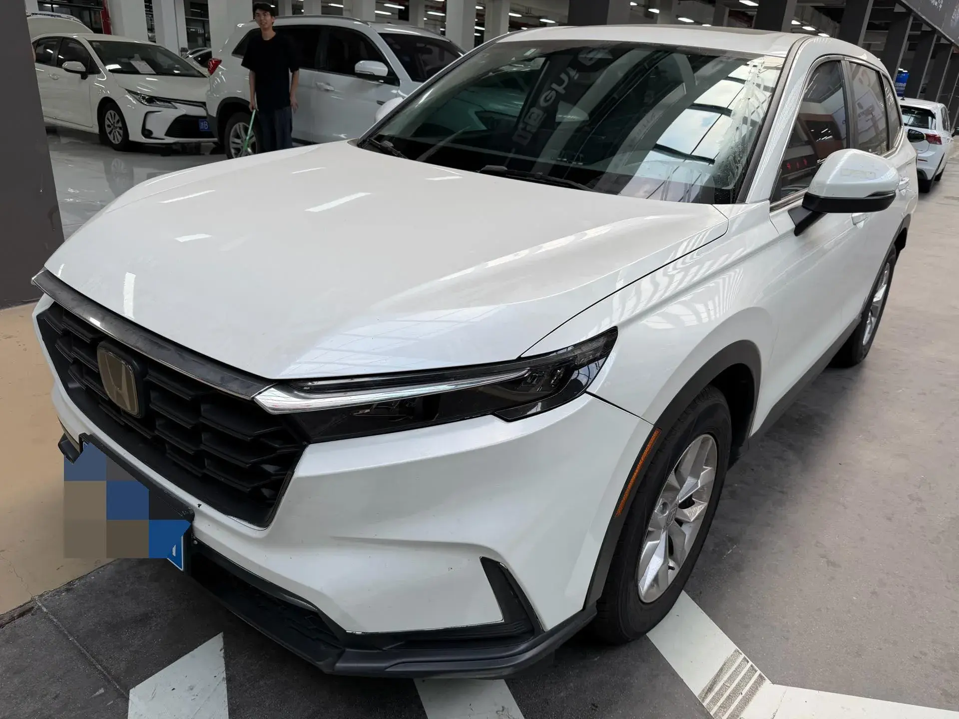 2023 HONDA CR-V view 1