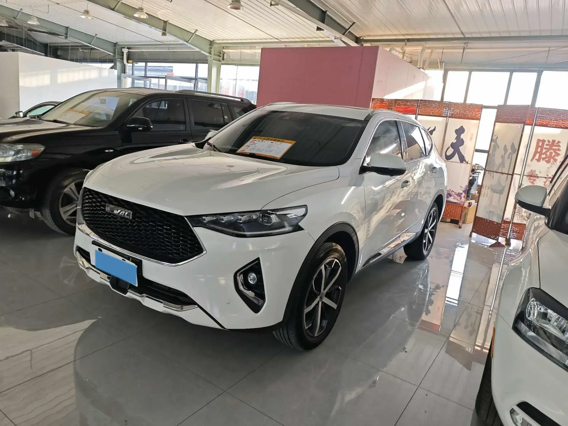 2019 HAVAL F7 view 1