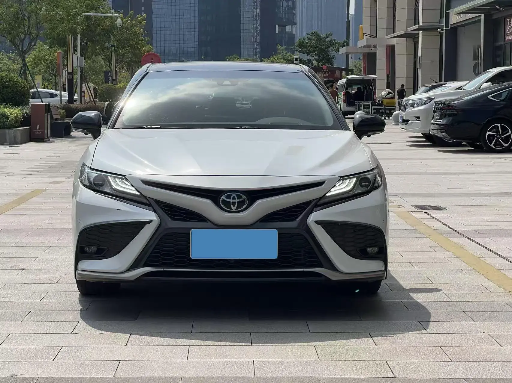2021 TOYOTA CAMRY thumbnail 3