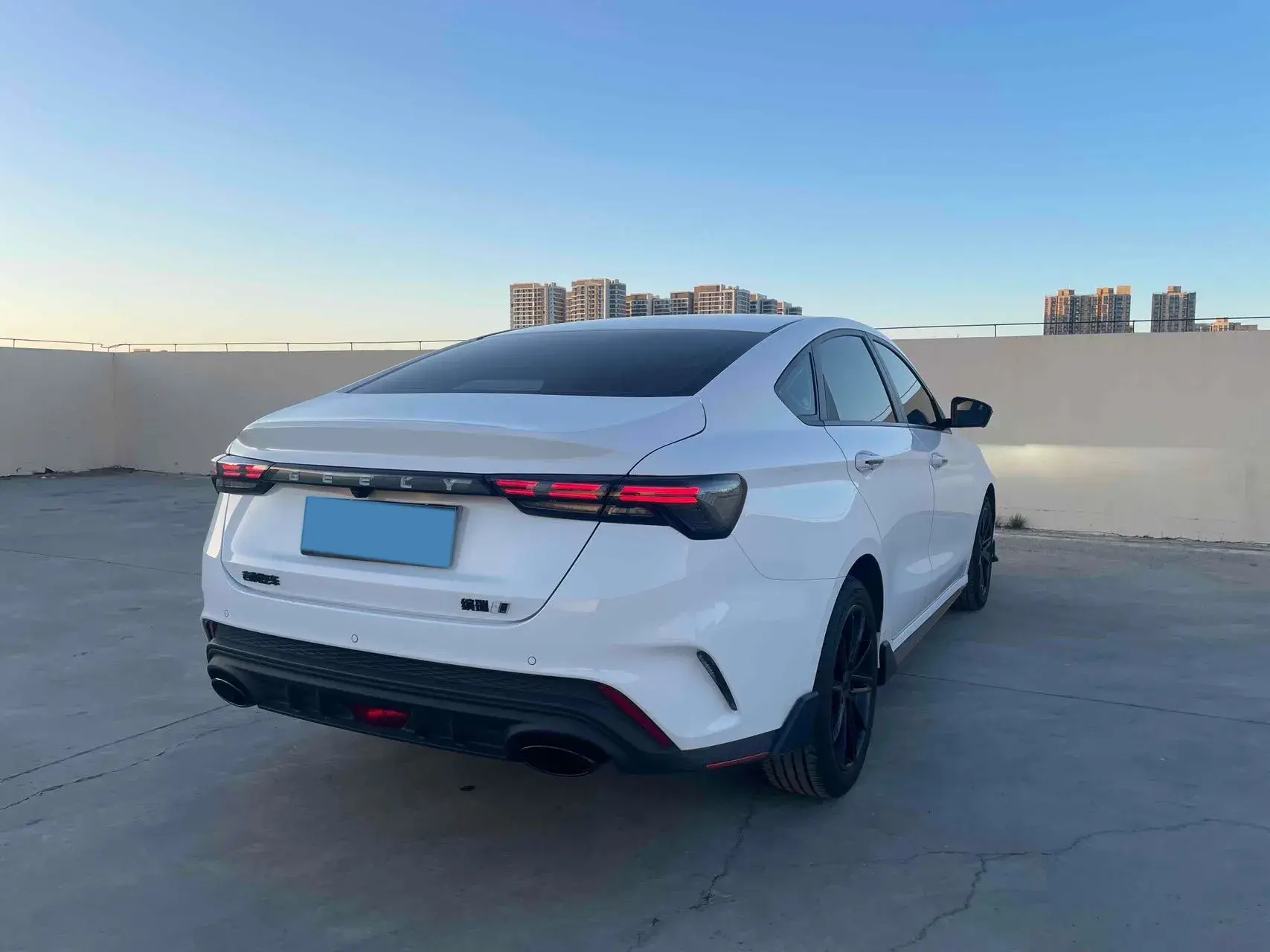 2022 GEELY BINRAY thumbnail 4