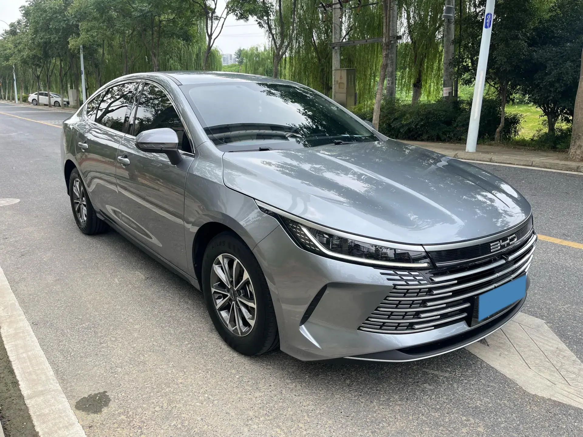 2021 BYD QIN thumbnail 3