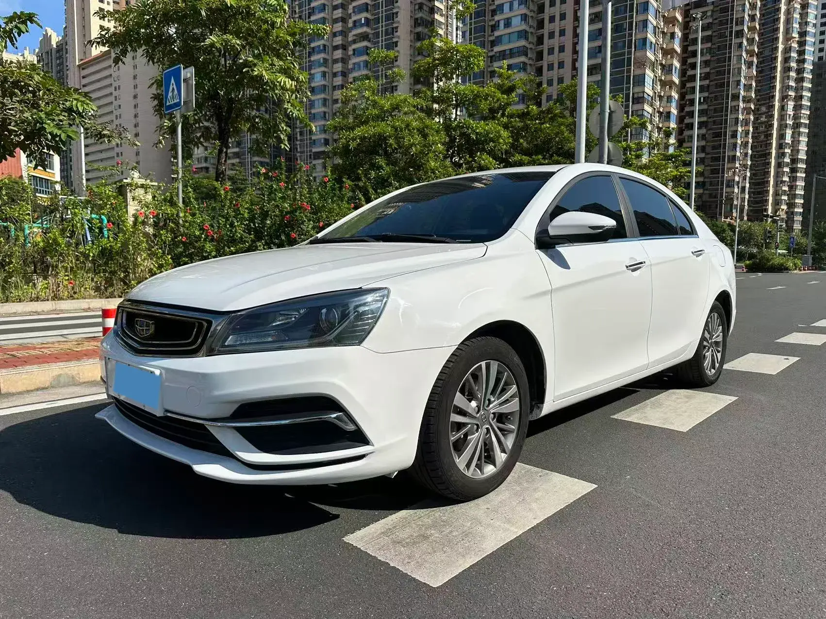 2018 GEELY EMGRAND view 1