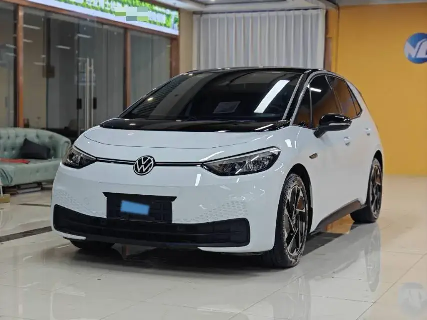 2023 VOLKSWAGEN ID.3 view 1