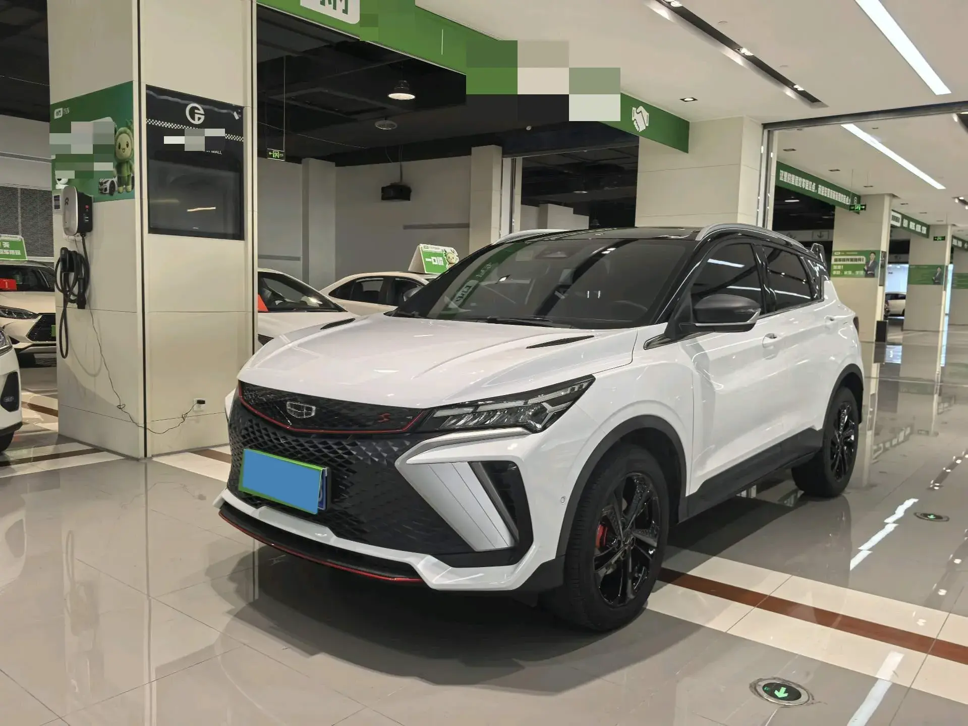 2022 GEELY COOLRAY view 1