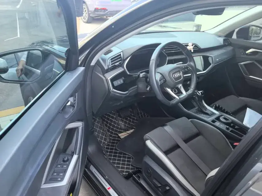 2022 AUDI Q3 thumbnail 3