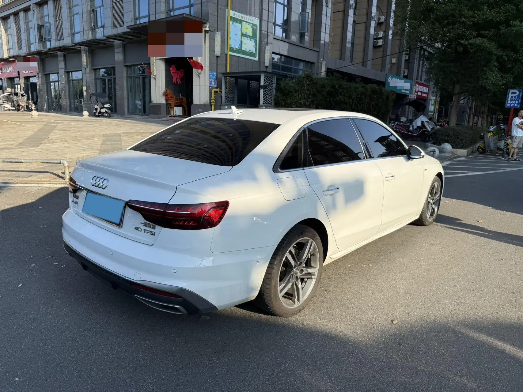 2020 AUDI A4L thumbnail 4