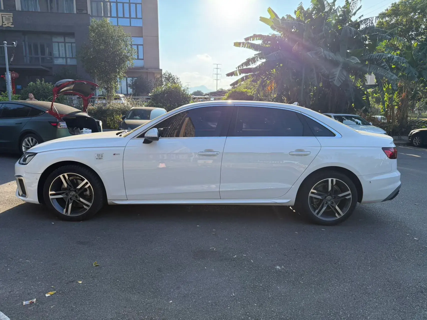 2020 AUDI A4L thumbnail 3