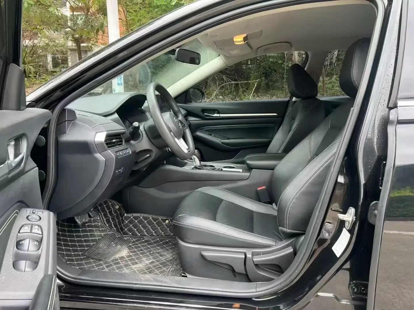 2021 NISSAN TEANA thumbnail 4