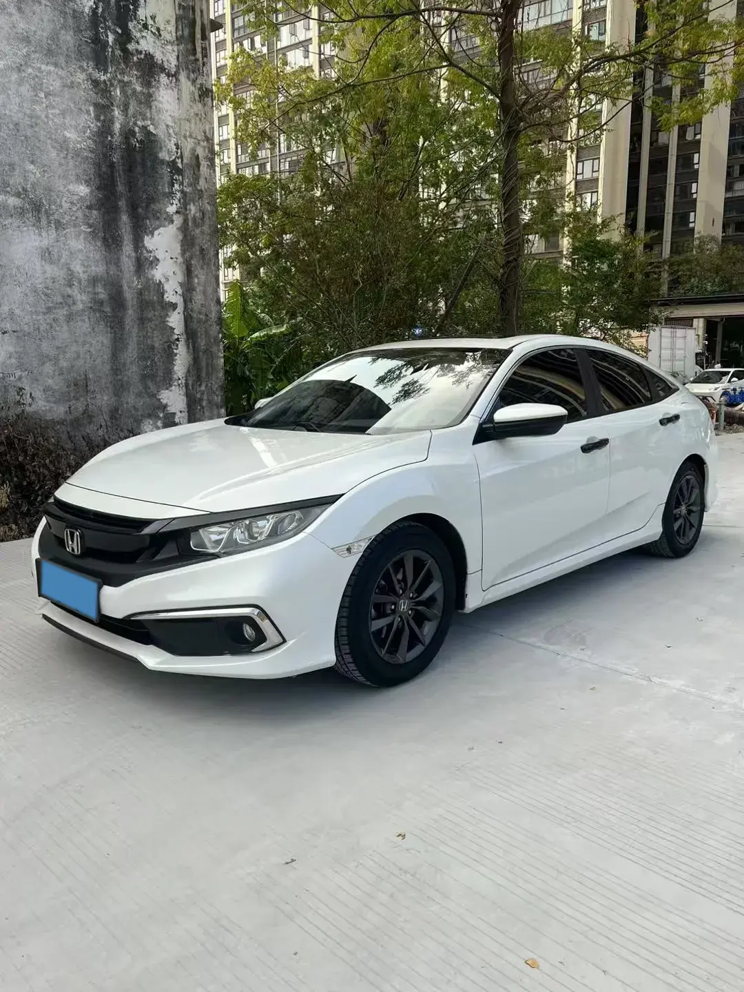 2019 HONDA CIVIC view 1