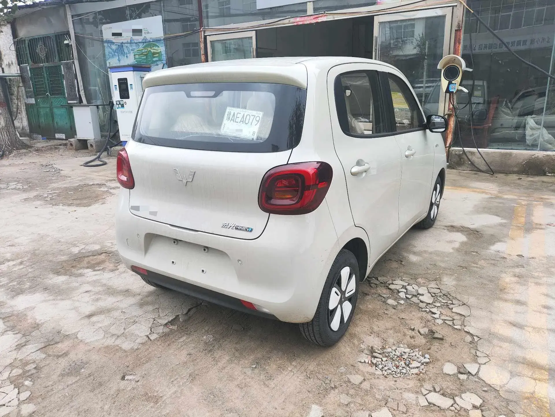 2025 WULING HONGGUANG thumbnail 4