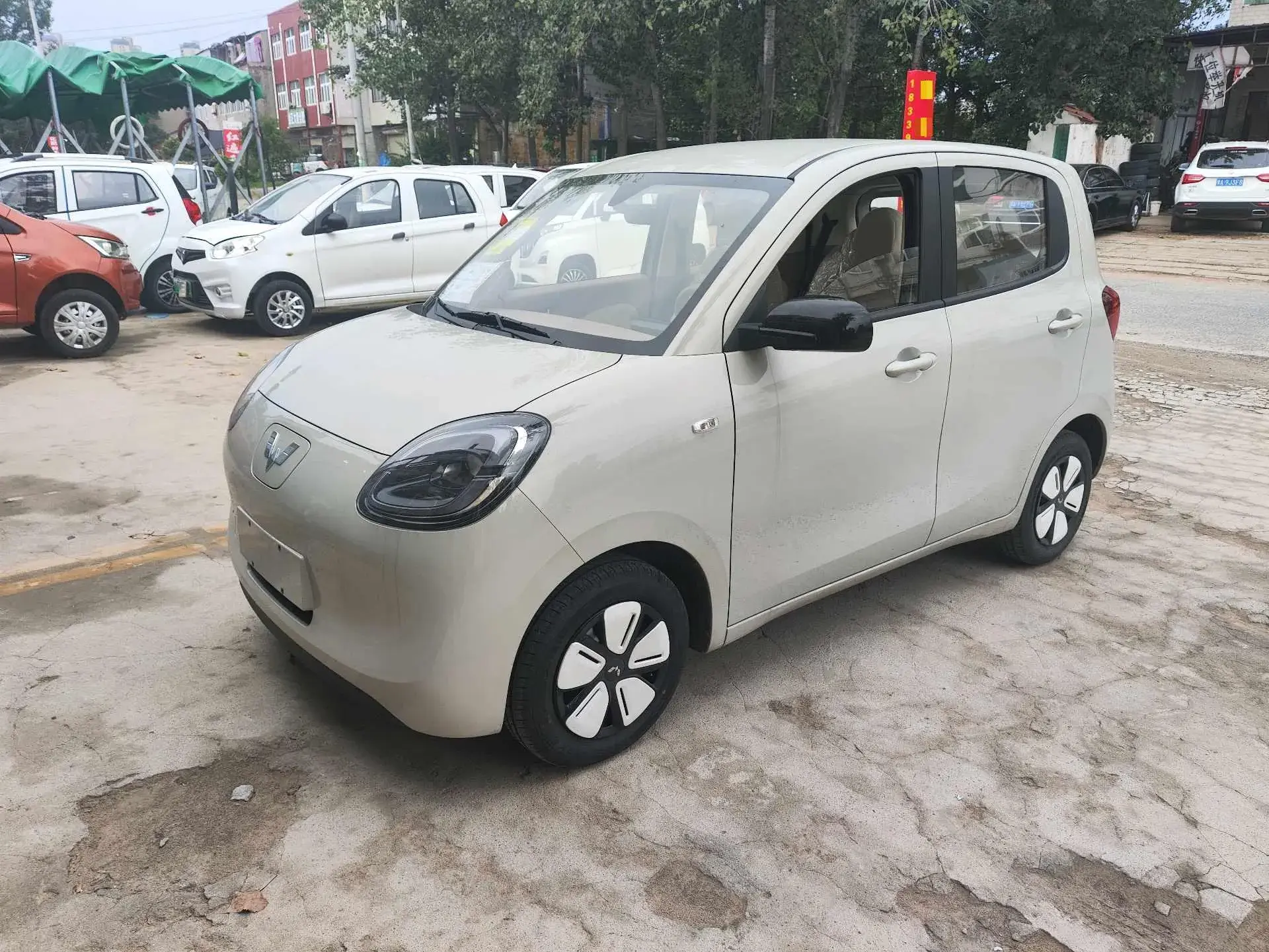2025 WULING HONGGUANG view 1