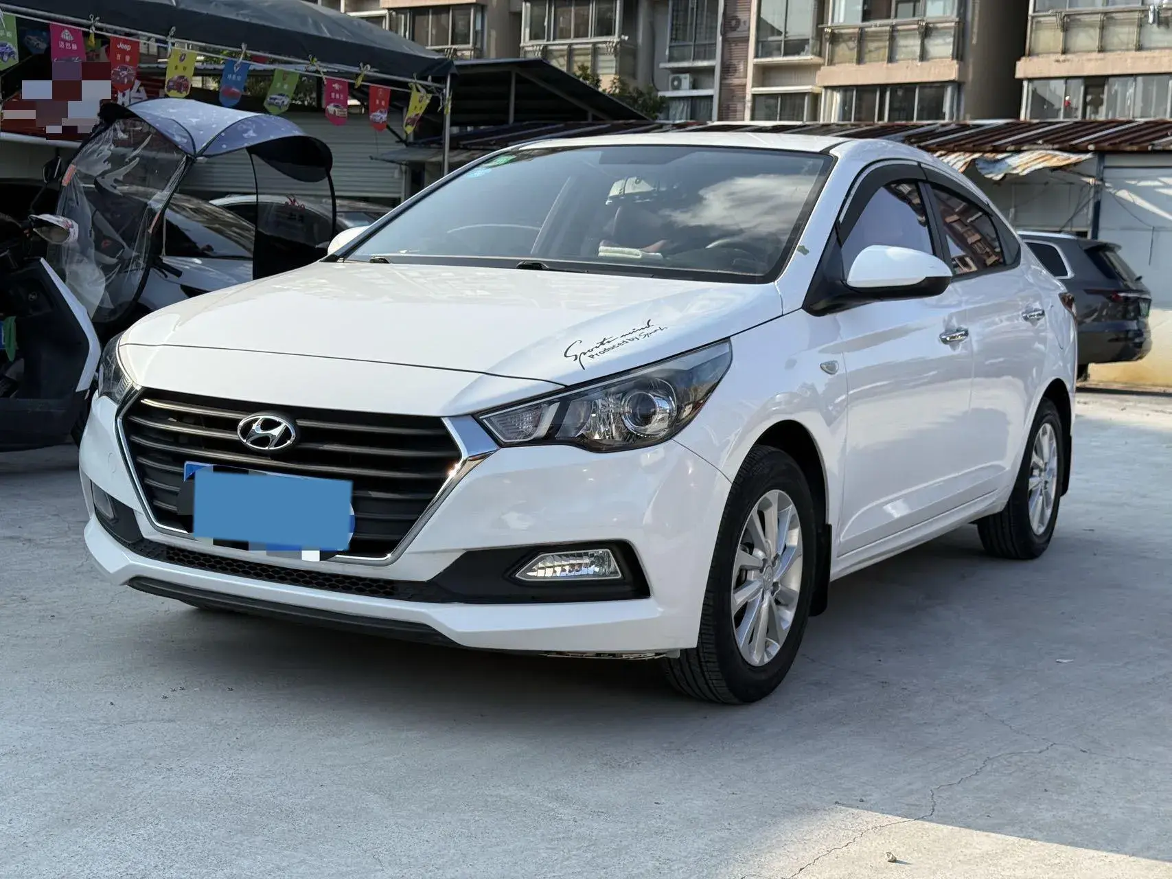 2016 HYUNDAI VERNA view 1
