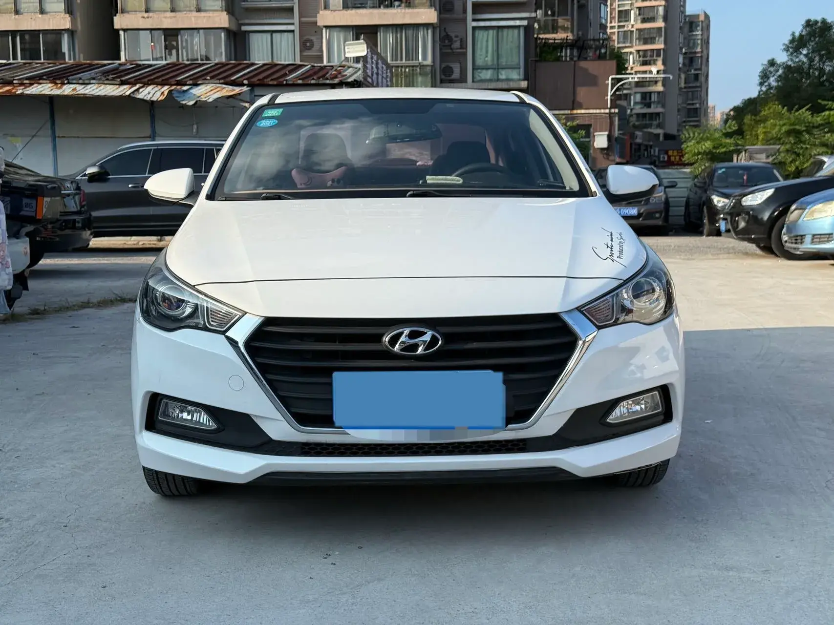 2016 HYUNDAI VERNA thumbnail 2