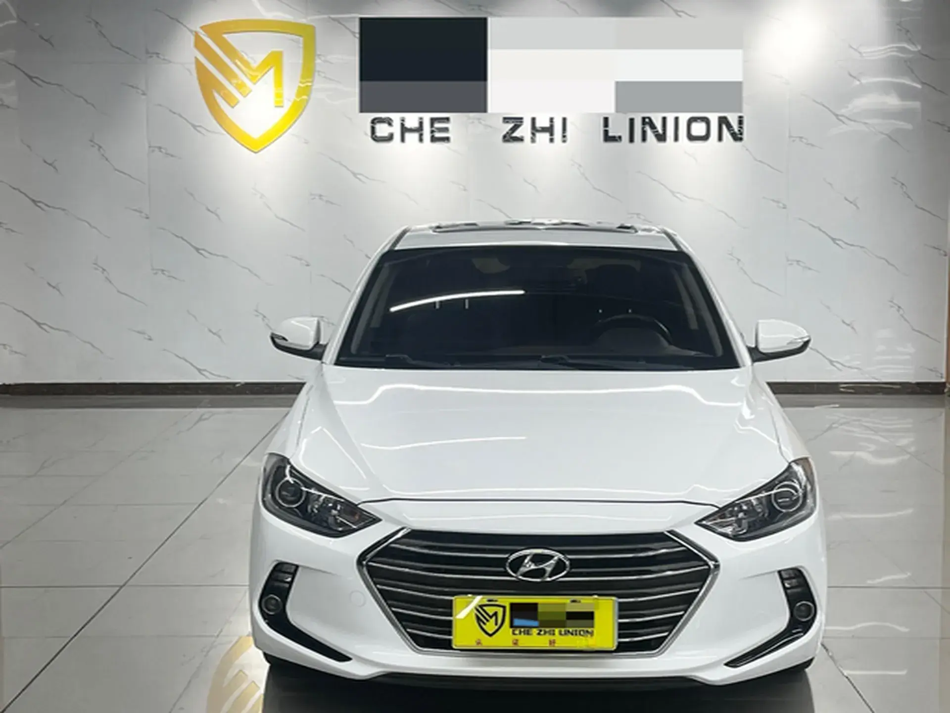 2018 HYUNDAI ELANTRA thumbnail 2
