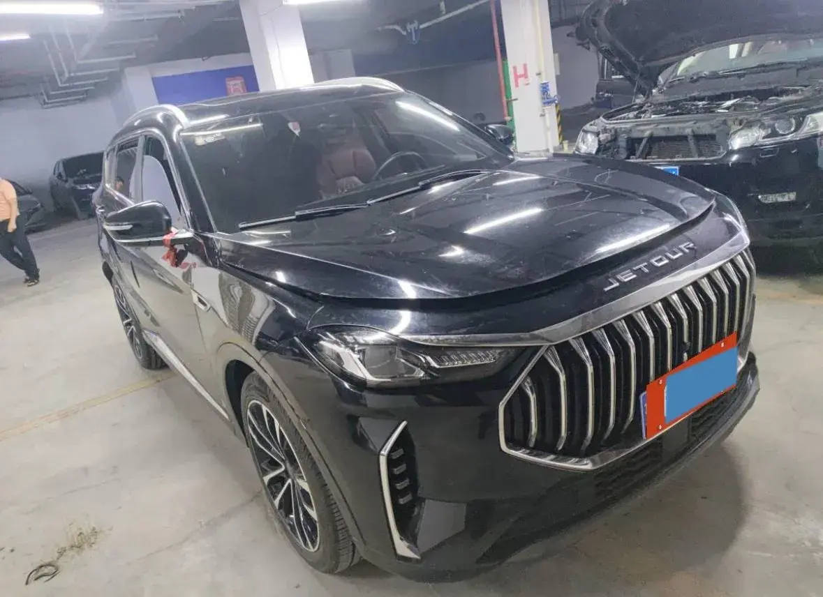 2023 JETOUR X70 thumbnail 2