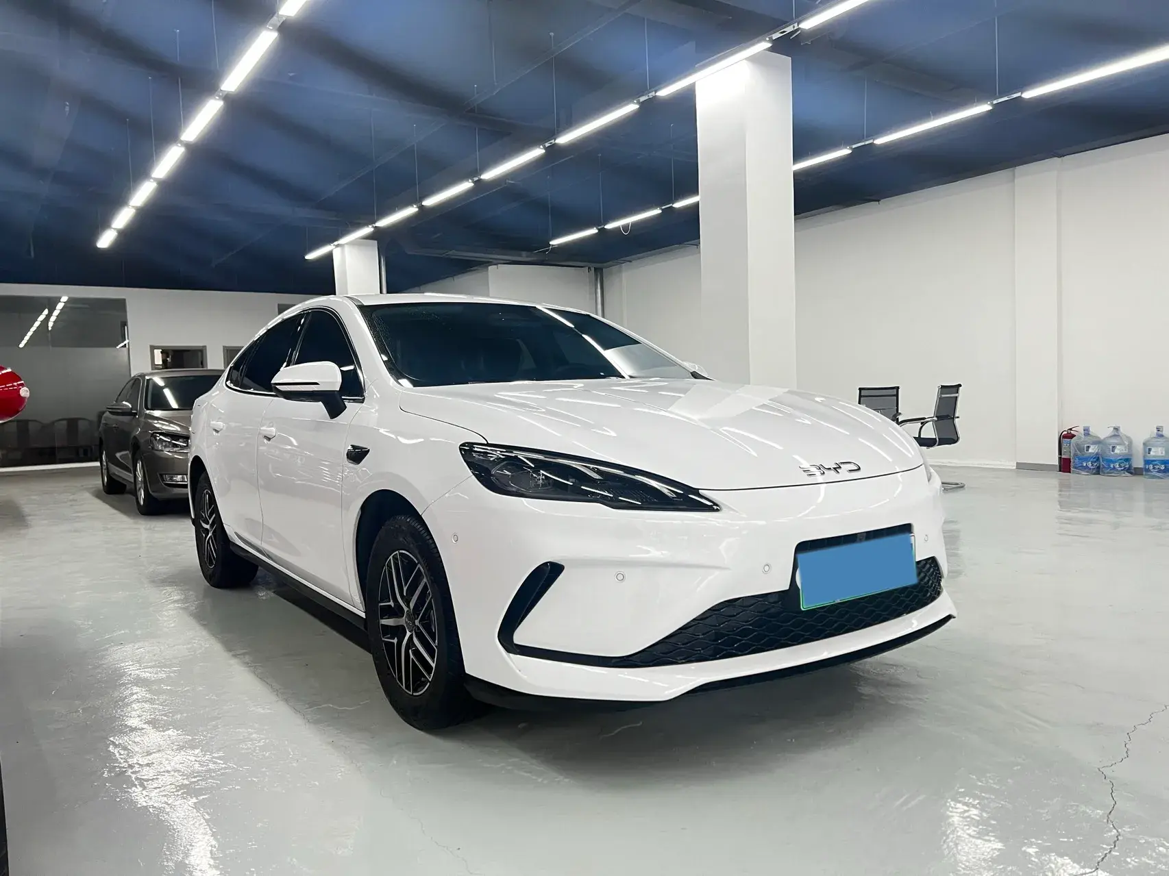 2025 BYD SEAL05 thumbnail 3