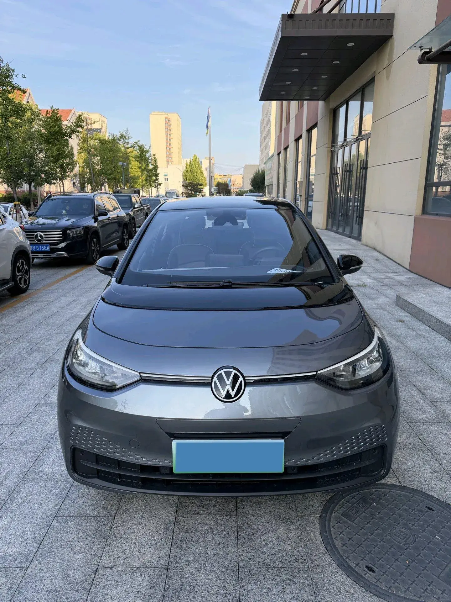 2024 VOLKSWAGEN ID.3 thumbnail 2