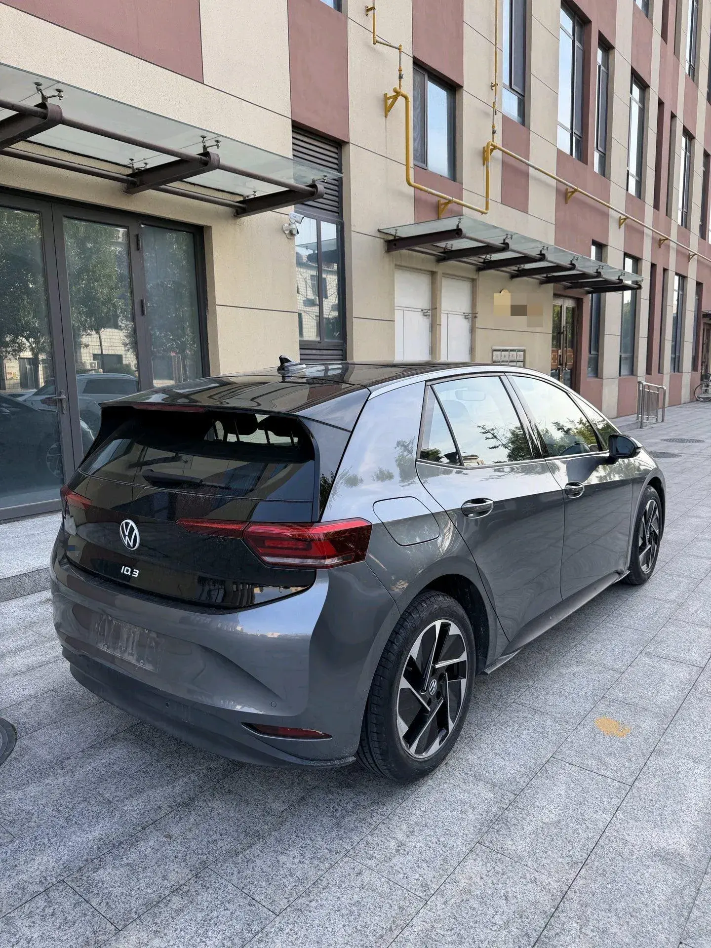 2024 VOLKSWAGEN ID.3 thumbnail 4