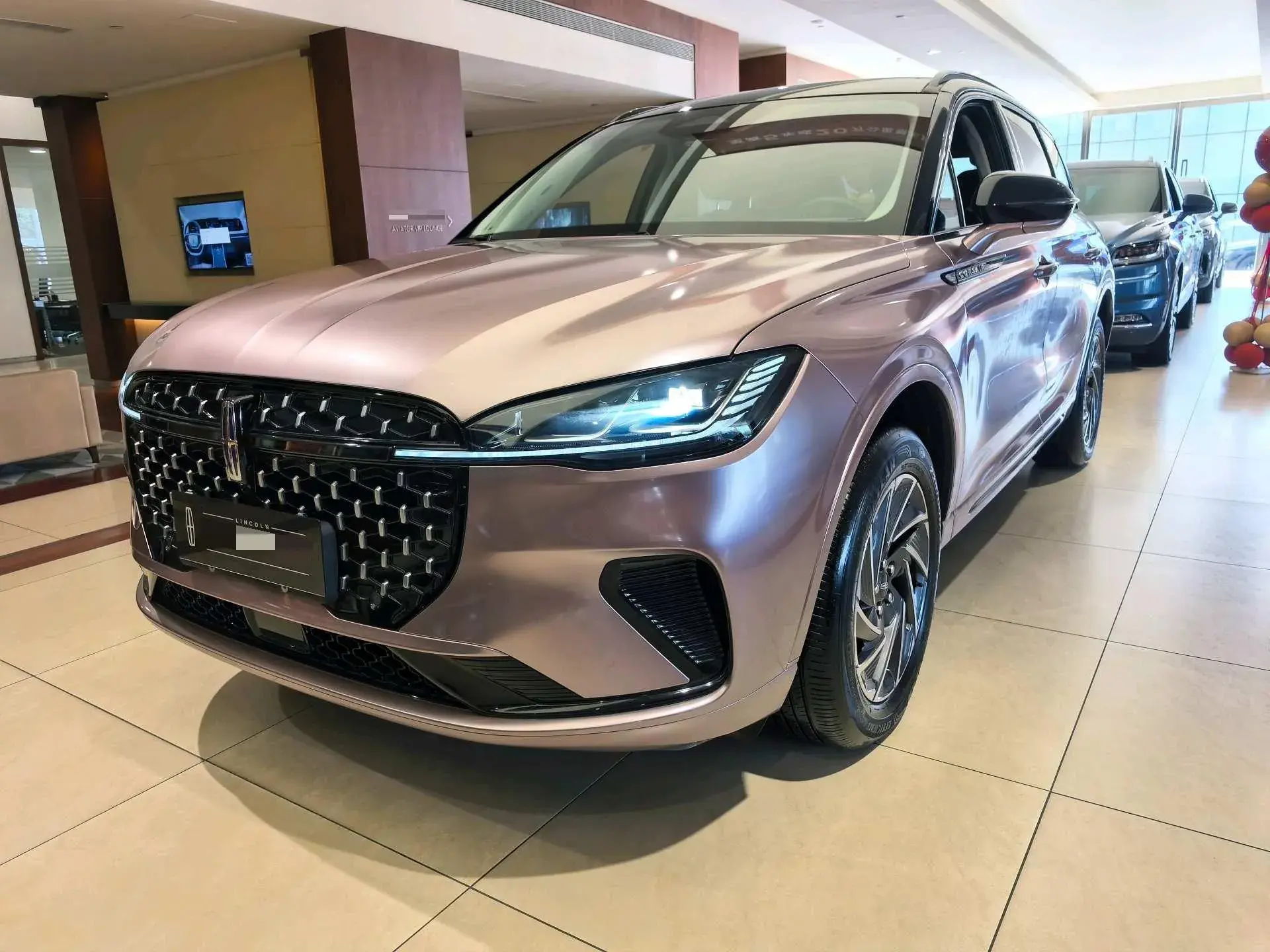 2025 LINCOLN CORSAIR view 1