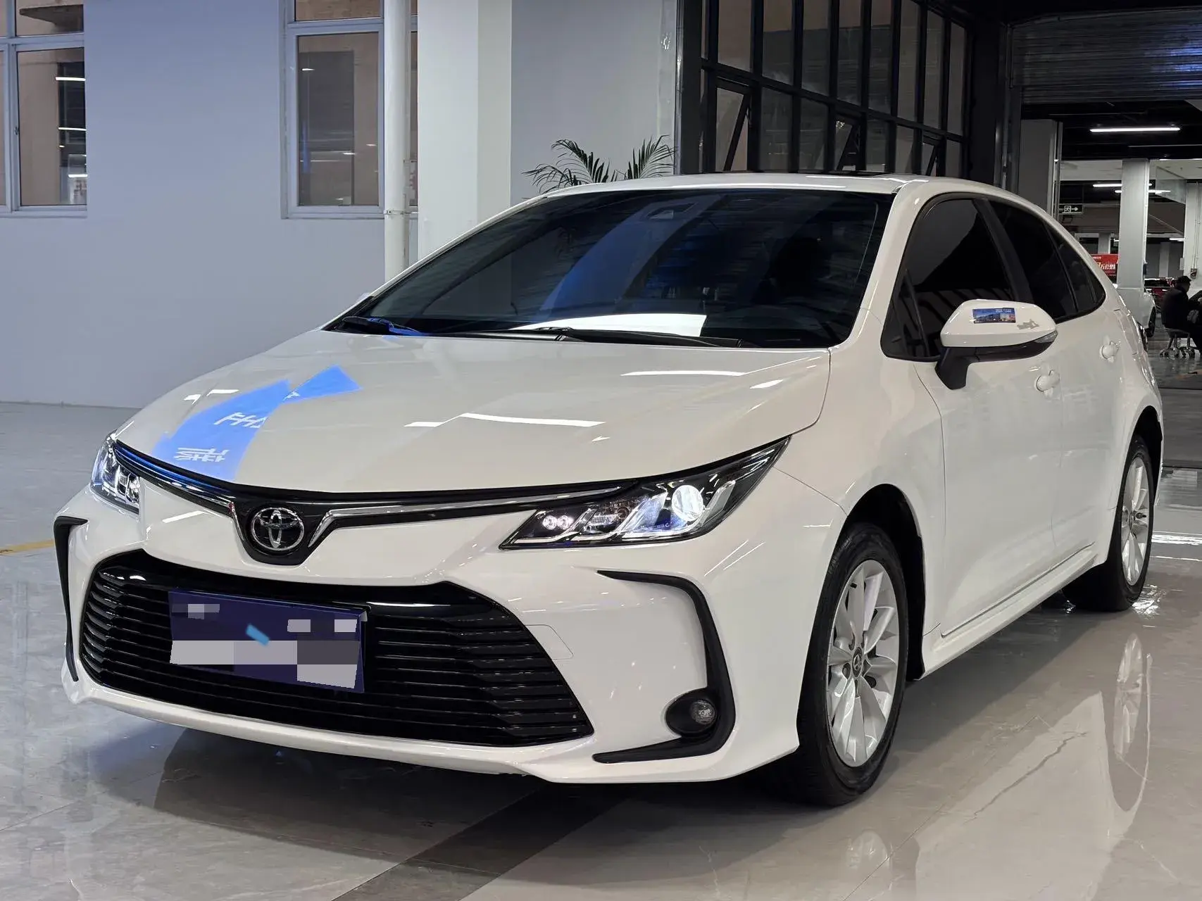 2021 TOYOTA COROLLA view 1