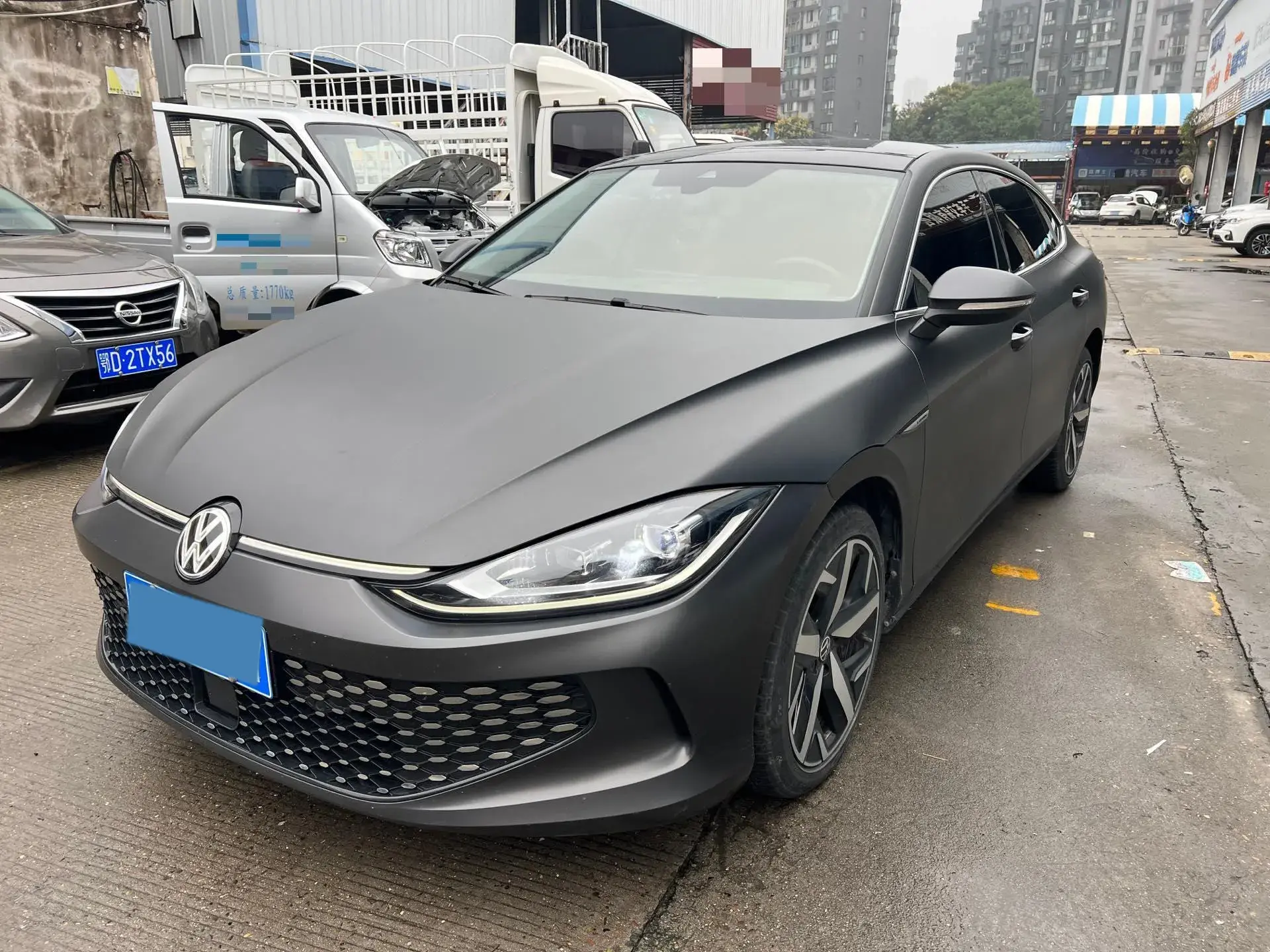 2023 VOLKSWAGEN LAMANDO view 1