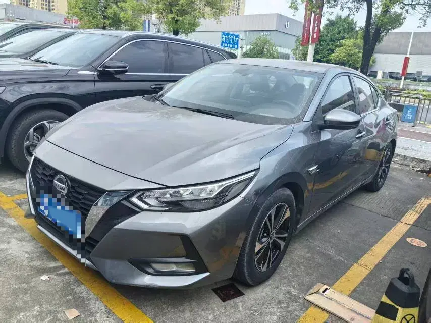 2020 NISSAN SYLPHY view 1
